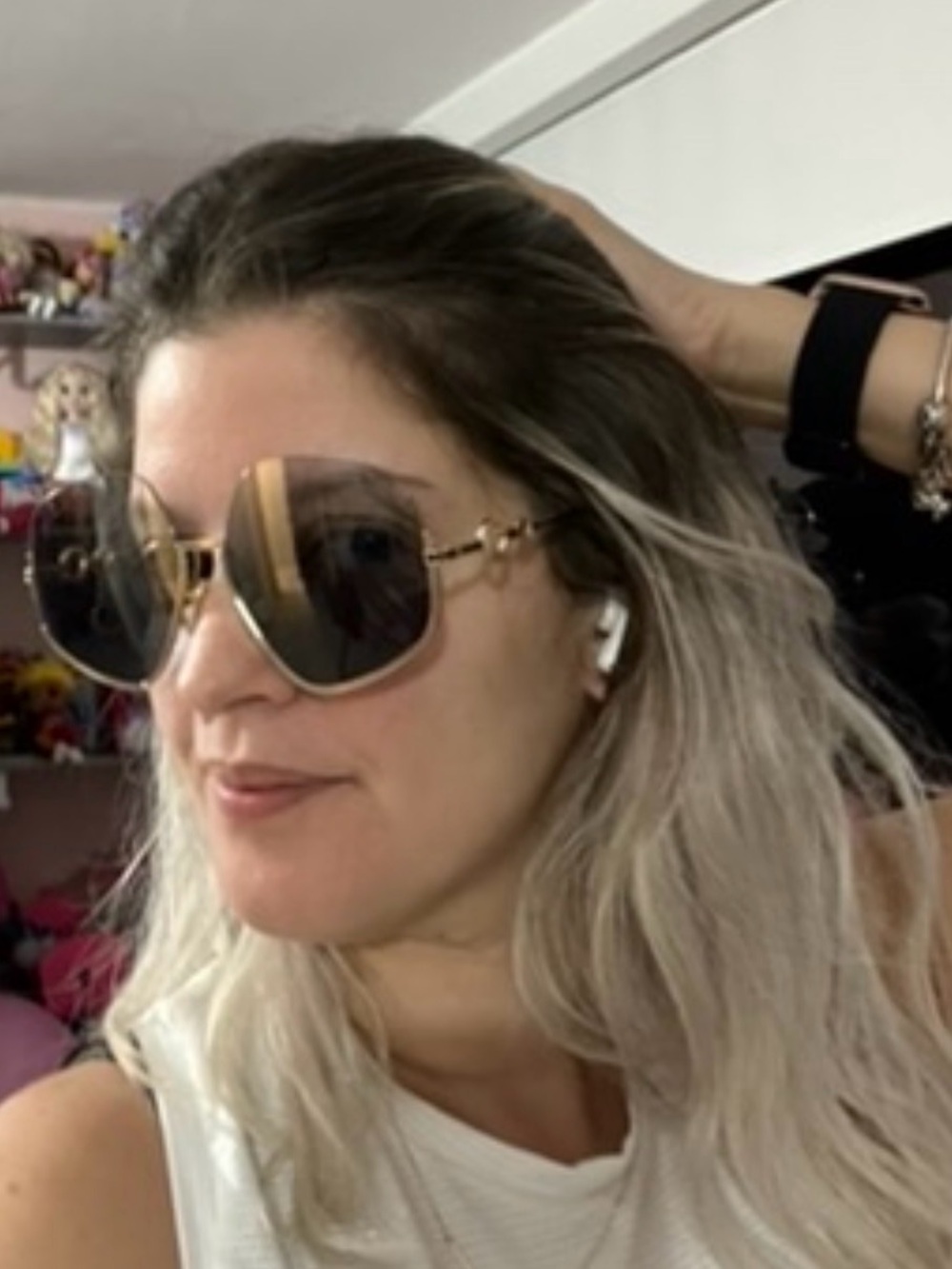 Chloe Gold Frame Sunglasses with Dark Gray Gradient Lenses